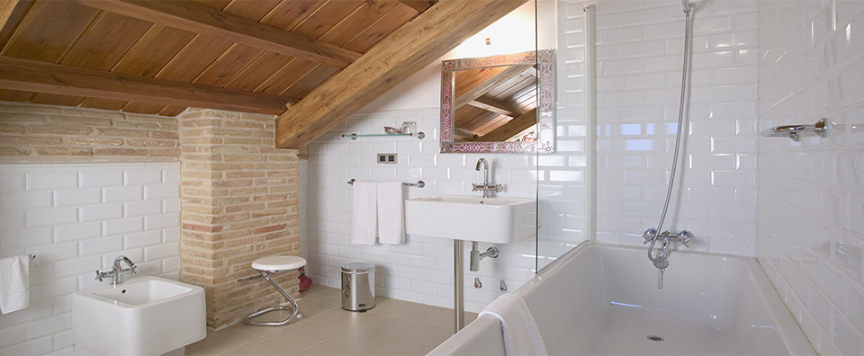 Hotel Hosteria Camino 9Camino hosteria-camino-hotel-posada-real_0009_baño pano