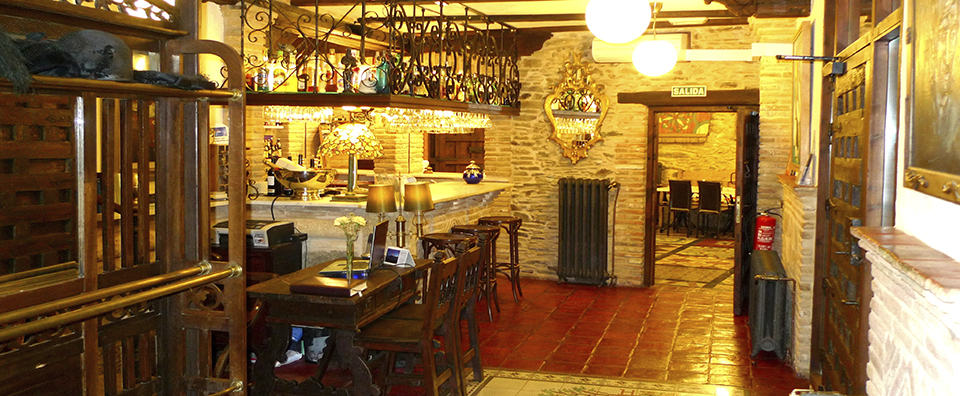 Hotel Hosteria Camino 11Camino hosteria-camino-zona-comun-cafeteria